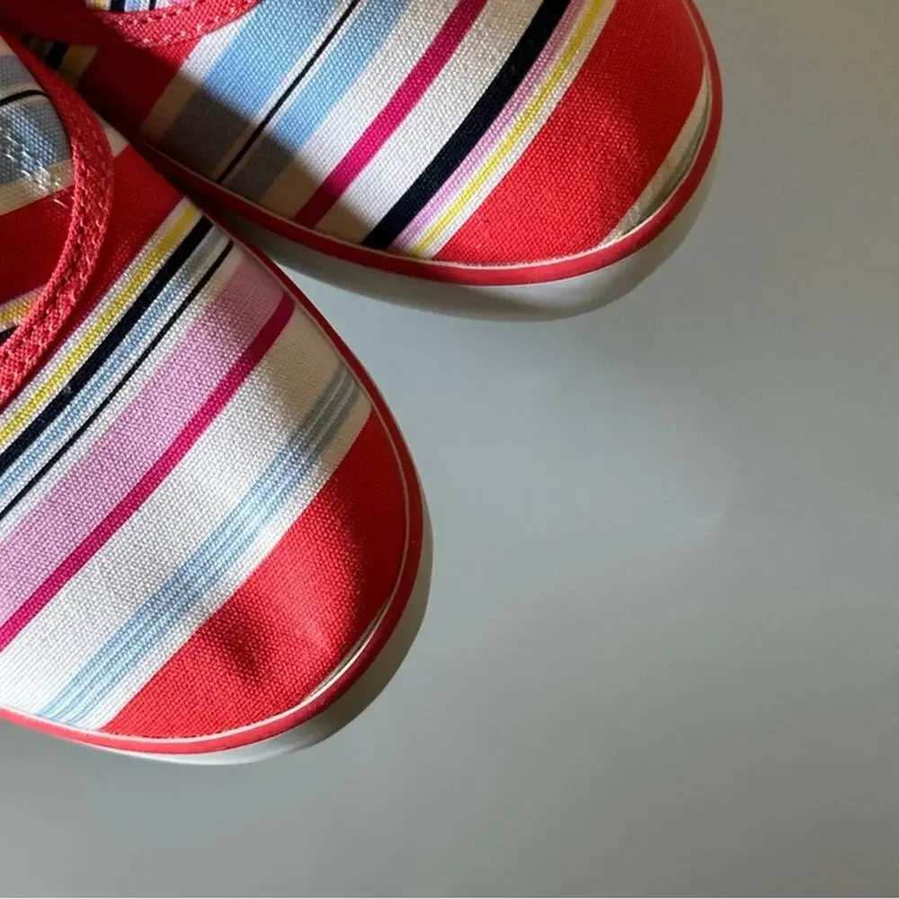 Gymboree Big Girl’s Size 4 Floral Canvas Shoes Tennis Flat Sneakers Brand New